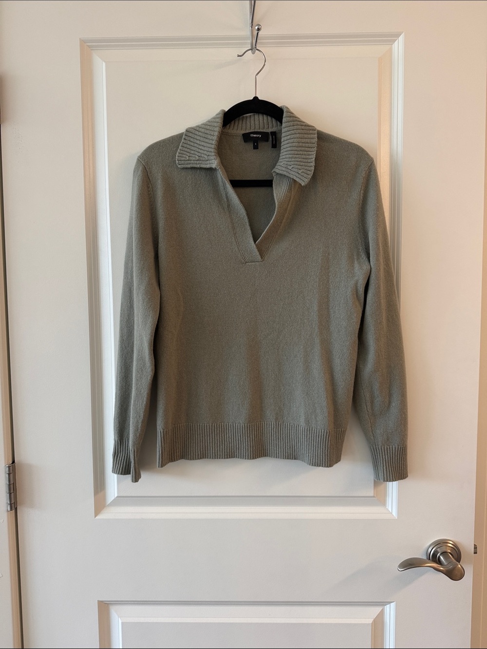 Theory 100% Cashmere Collared V-neck Sweater